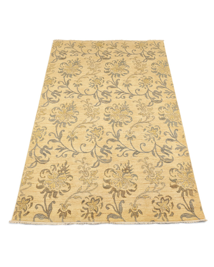Champagne Lily Gabbeh, Hand-Knotted Afghan Wool &amp; Silk Rug