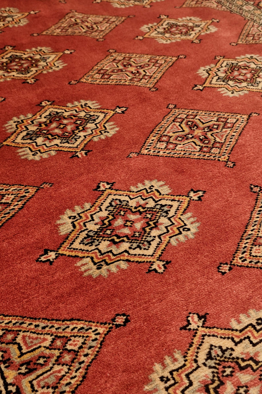 Terracotta Rust Diamond Gül Jaldar Rug, Hand-Knotted Pakistani Wool
