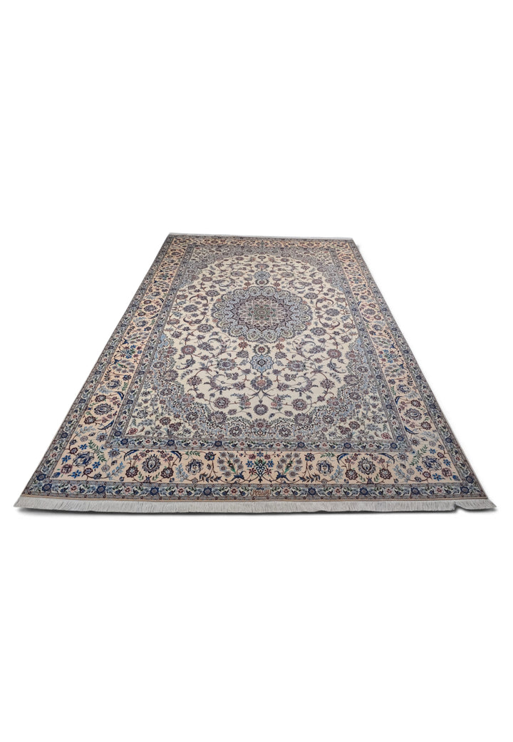 Ivory and Blue Bird Border Medallion Nain, Hand-Knotted Wool Rug