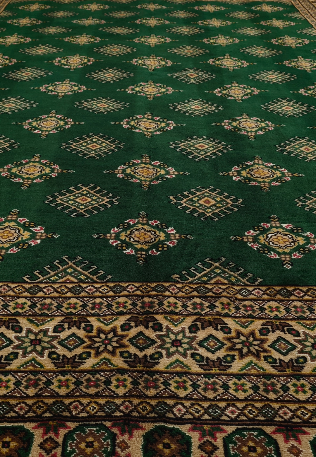 Pine Green &amp; Cream Diamond Jaldar Rug, Hand-Knotted Pakistani Wool