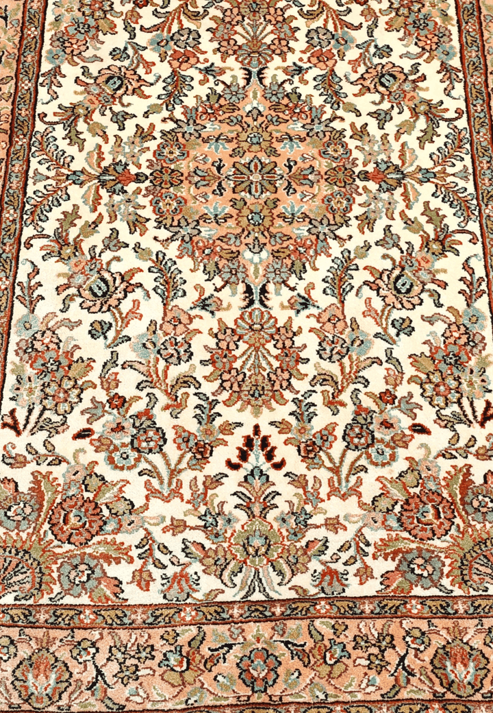 Ivory Garden Medallion