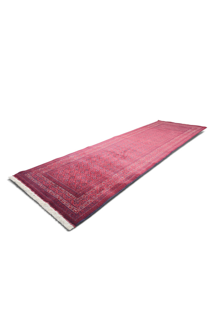 Deep Red Turkmen Gül Khan Muhammadi Runner, Hand-Knotted Wool