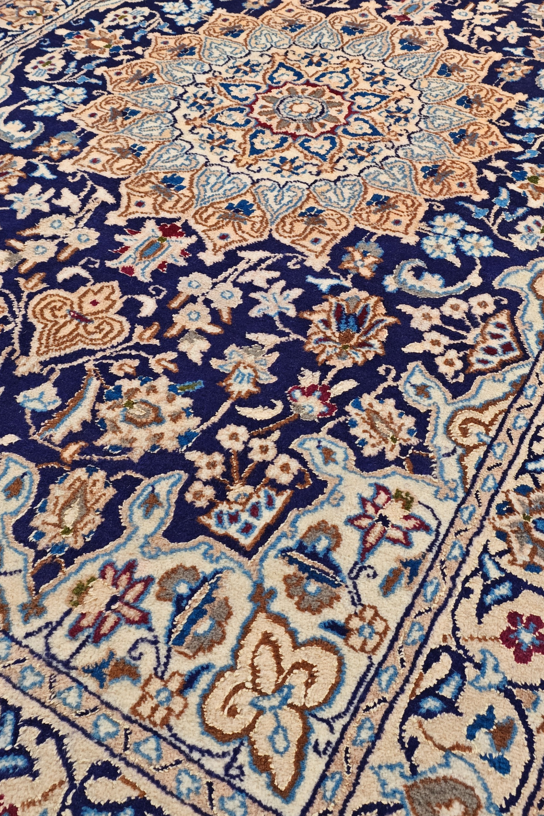 Navy Medallion Persian Nain, Hand-Knotted Wool Rug