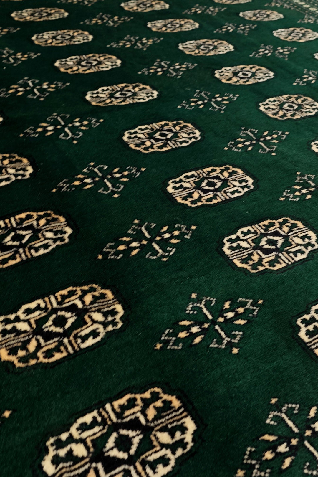 Forest Green Turkmen Gül Bokhara Rug, Hand-Knotted Pakistani Wool