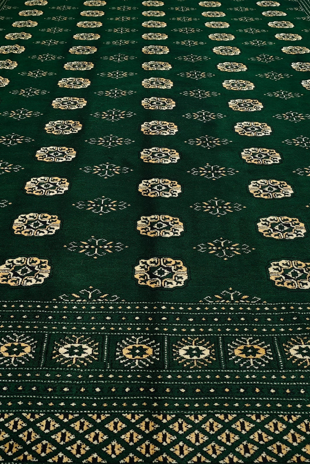 Emerald Green Turkmen Gül Bokhara Rug, Hand-Knotted Pakistani Wool