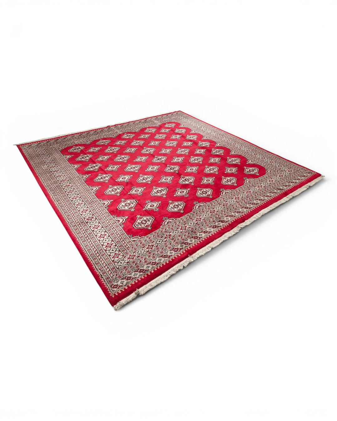Crimson Medallion Pakistani Jaldar, Hand-Knotted Wool Rug