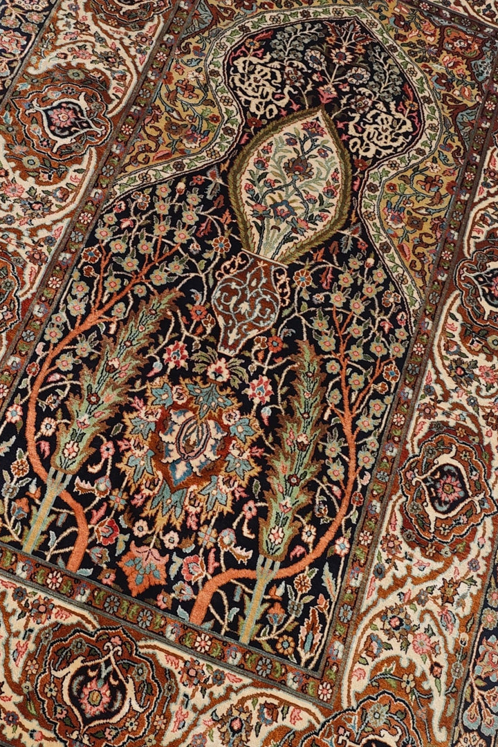 Black and Beige Mihrab Prayer Design, Hand-Knotted Silk Rug