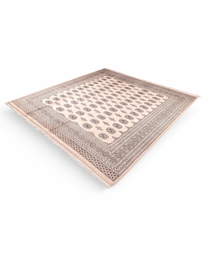 Walnut Pakistani Jaldar, Hand-Knotted Wool Rug
