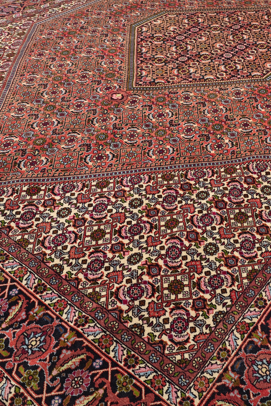 Rose Herati Medallion Persian Bijar, Hand-Knotted Wool Rug