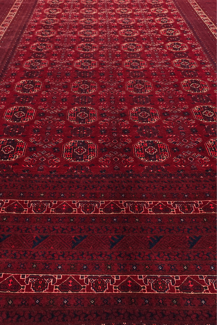 Wine Red Turkmen Gül Khal Mohammadi Rug, Hand-Knotted Wool