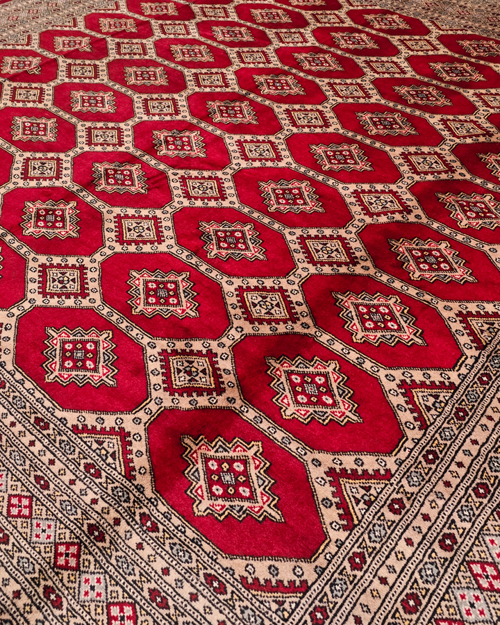 Ruby Gul Pakistani Jaldar, Hand-Knotted Wool Rug