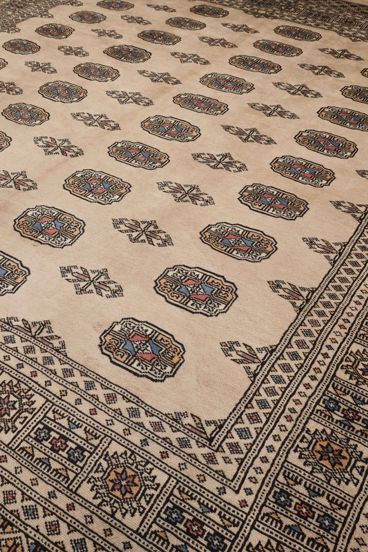 Sand Beige Turkmen Gül Bokhara, Hand-Knotted Wool Rug