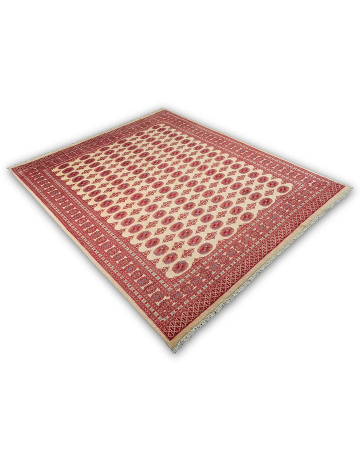 Cream &amp; Red Turkmen Gül Bokhara Rug, Hand-Knotted Pakistani Wool