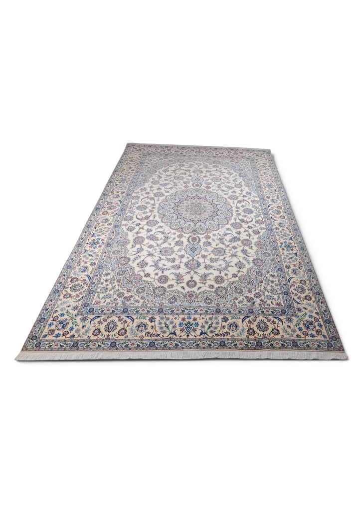 Ivory and Blue Bird Border Medallion Nain, Hand-Knotted Wool Rug