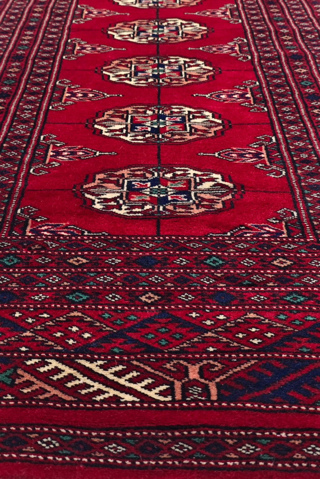 Crimson Single Column Gül Bokhara, Hand-Knotted Wool Rug