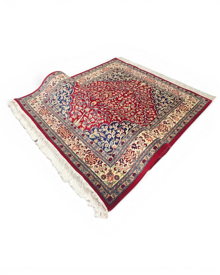 Crimson Medallion Tabriz, Hand-Knotted Pakistani Wool Rug