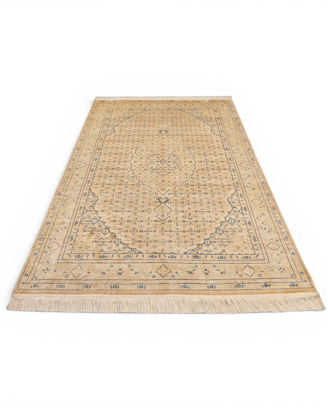 Champagne Mahi Medallion, Hand-Knotted Pakistani Silk Rug