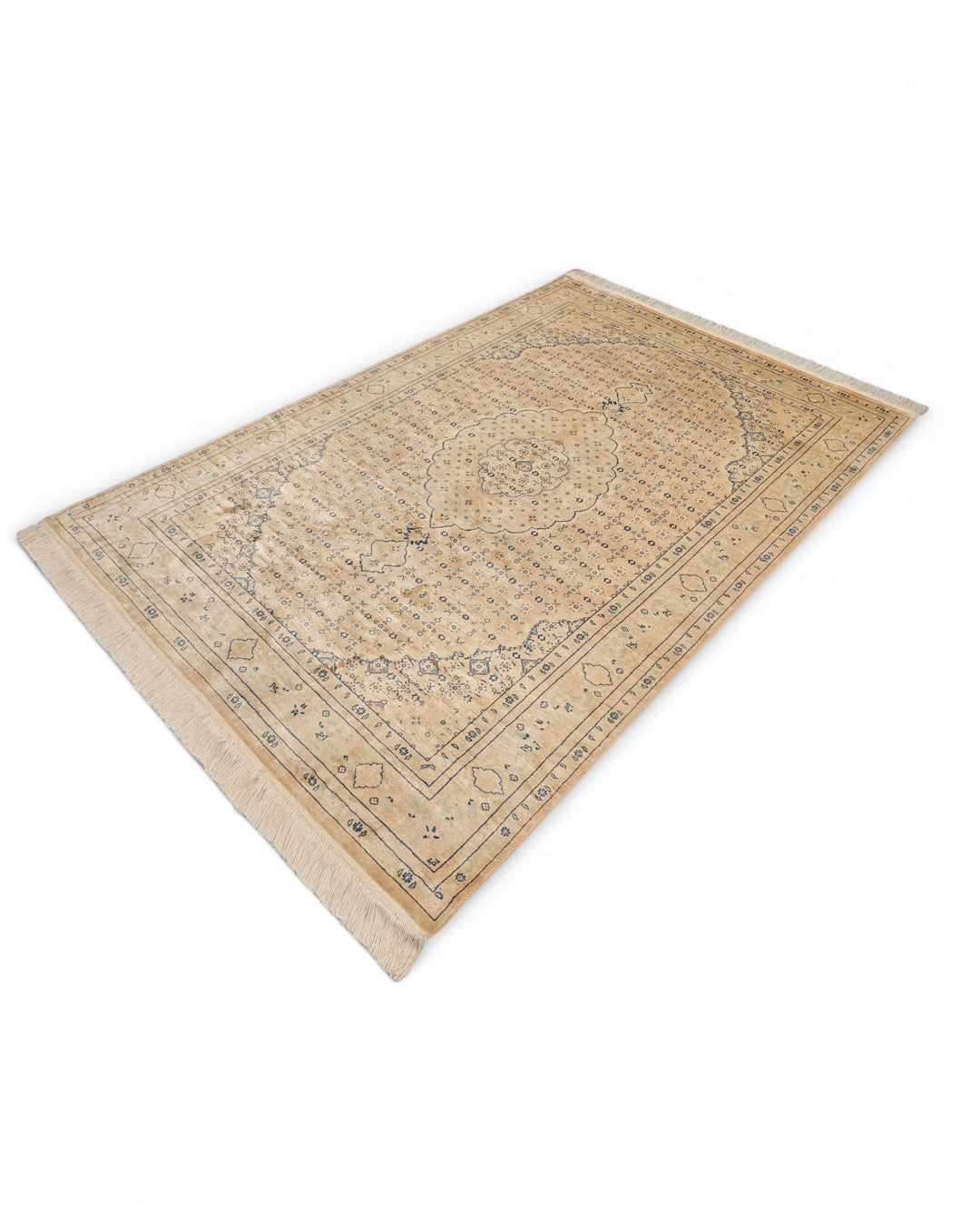 Champagne Mahi Medallion, Hand-Knotted Pakistani Silk Rug