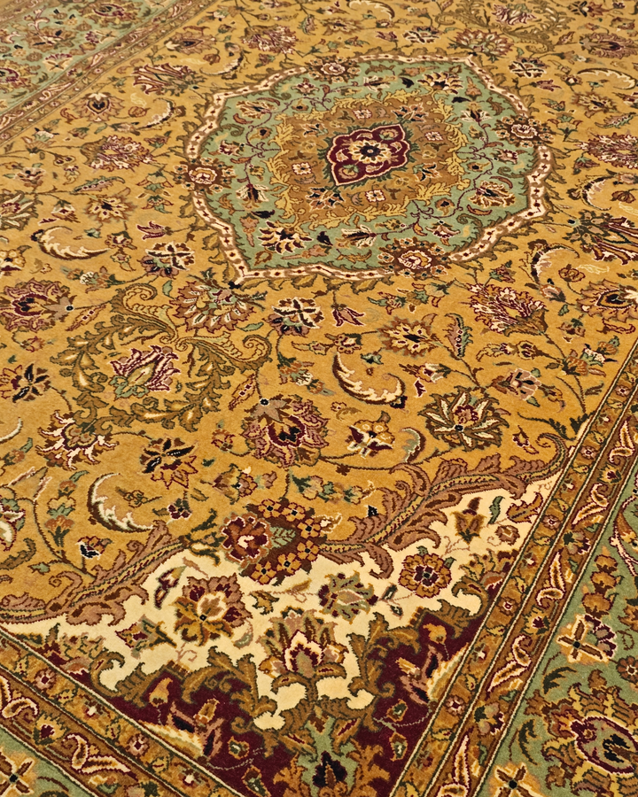 Mustard &amp; Sage Medallion, Hand-Knotted Pakistani Wool Rug