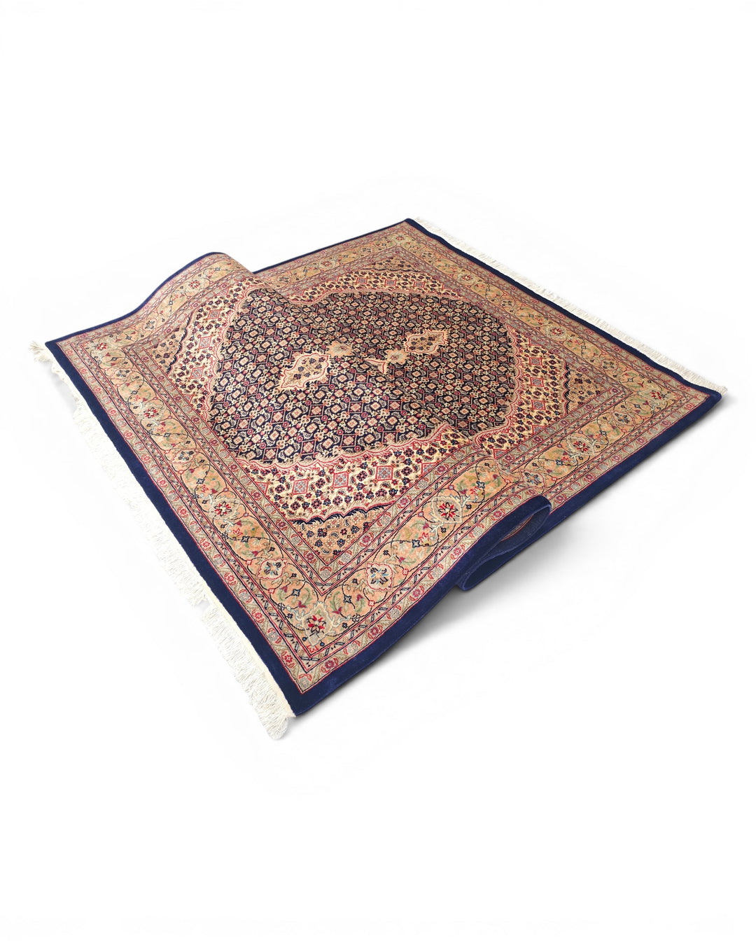 Rose Mahi Medallion, Hand-Knotted Pakistani Wool Rug