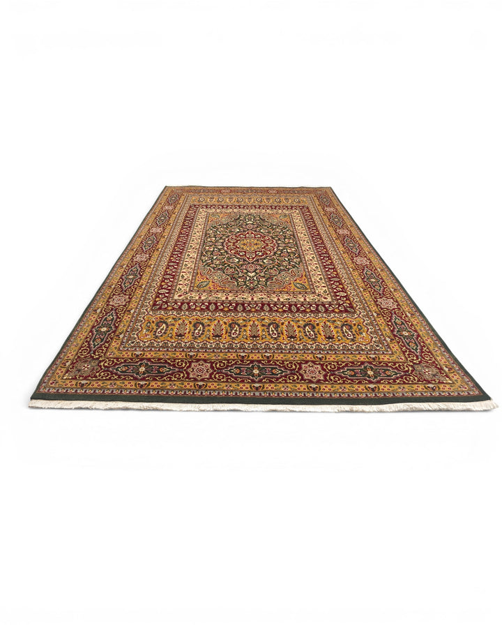 Emerald Medallion Tabriz, Hand-Knotted Pakistani Wool Rug