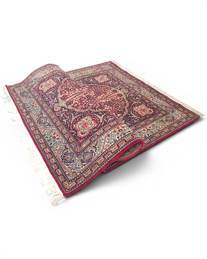 Ruby Medallion Tabriz, Hand-Knotted Pakistani Wool Rug