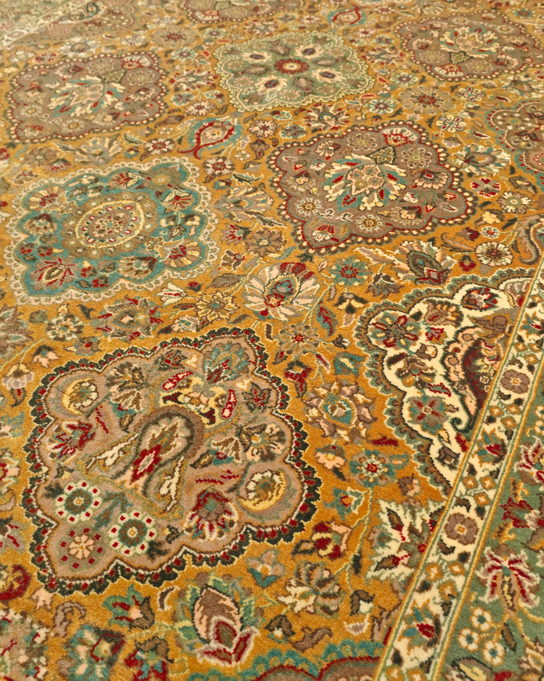 Honey &amp; Sage Garden Panel, Hand-Knotted Pakistani Wool Rug