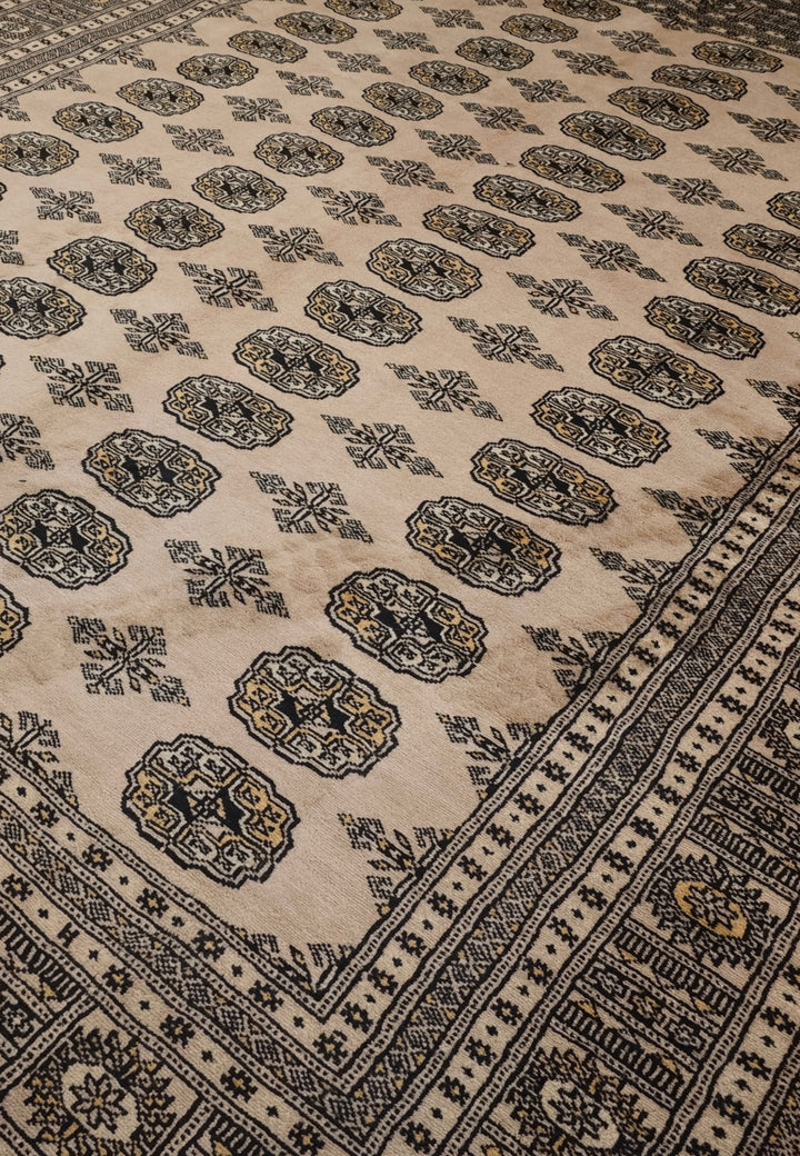 Warm Sand &amp; Charcoal Turkmen Gül Bokhara Rug, Hand-Knotted Pakistani Wool