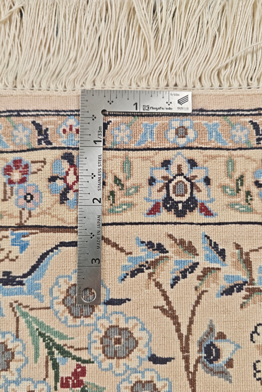 Persian Nain Hand-Knotted Ivory &amp; Blue Medallion Rug — 165×238 cm