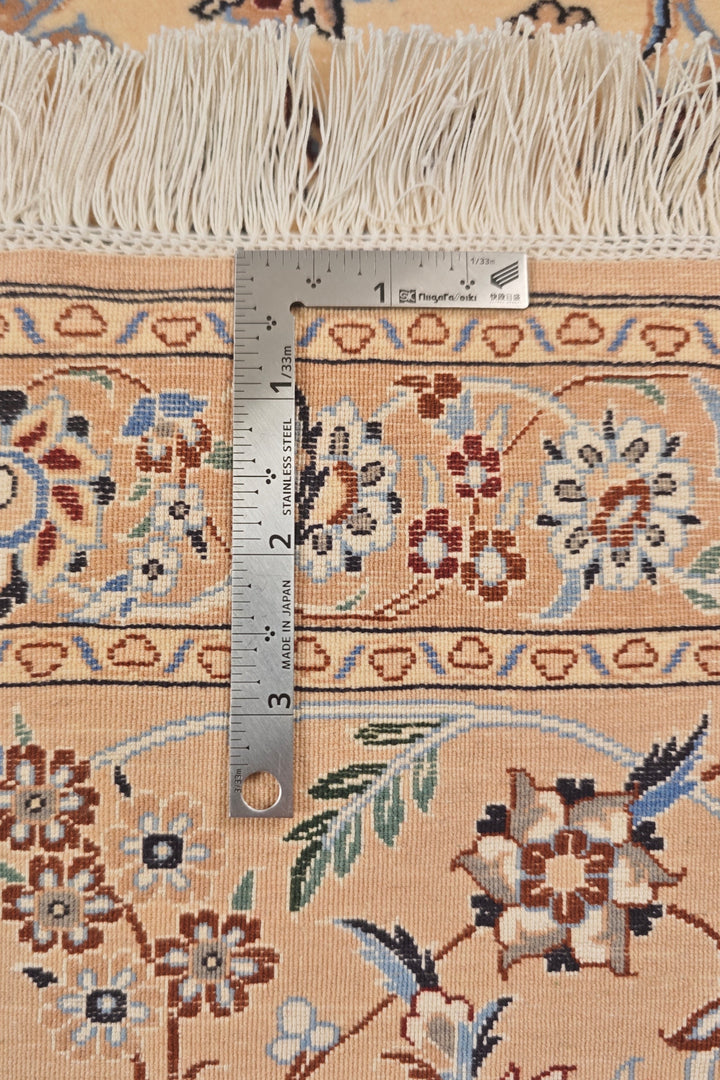 Persian Nain Hand-Knotted Ivory Medallion Rug — 175×255 cm
