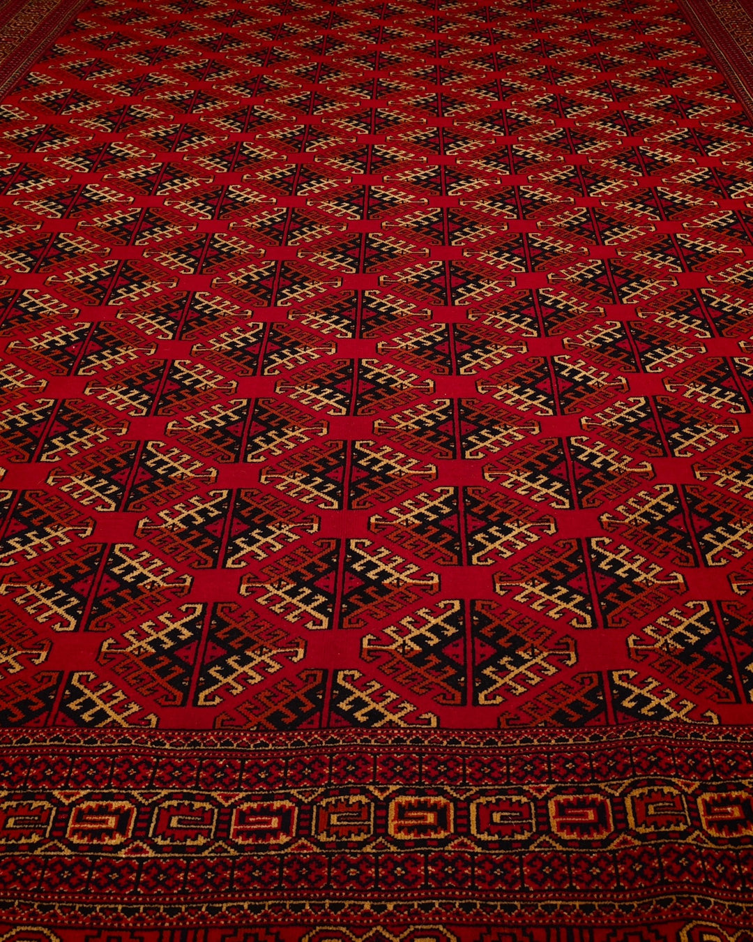 Red Saryk Turkmen Rug, Hand-Knotted Afghani Sherwan