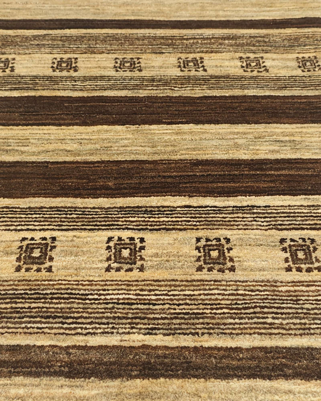 クリームのギャッベ（無地） 手織りラグ 61×89cm（写真6）