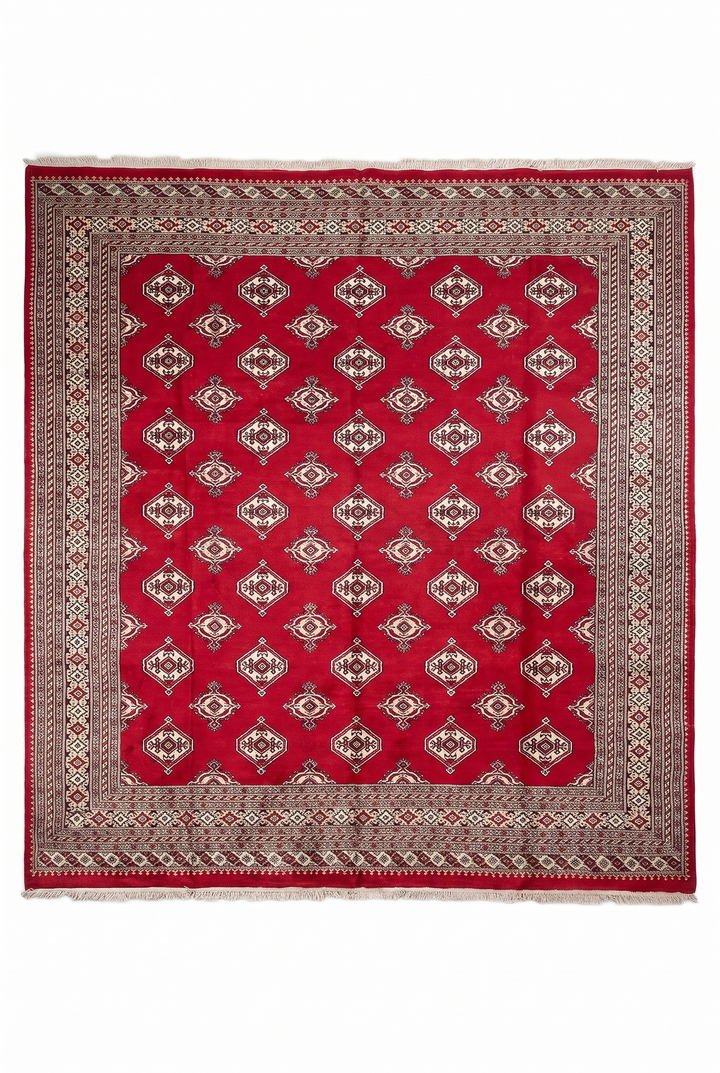 Crimson Medallion Pakistani Jaldar, Hand-Knotted Wool Rug