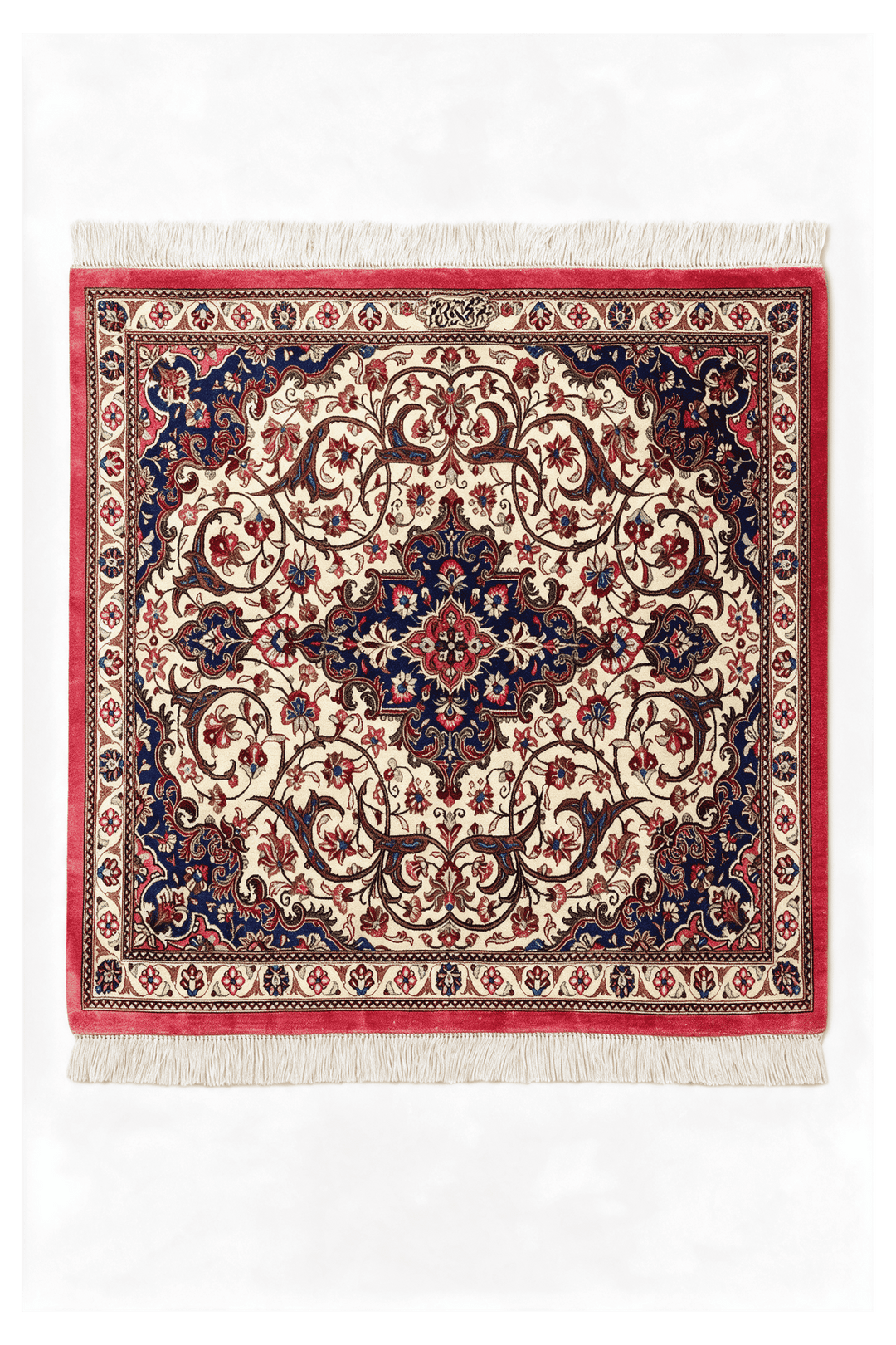 Ivory Vinescroll Qum