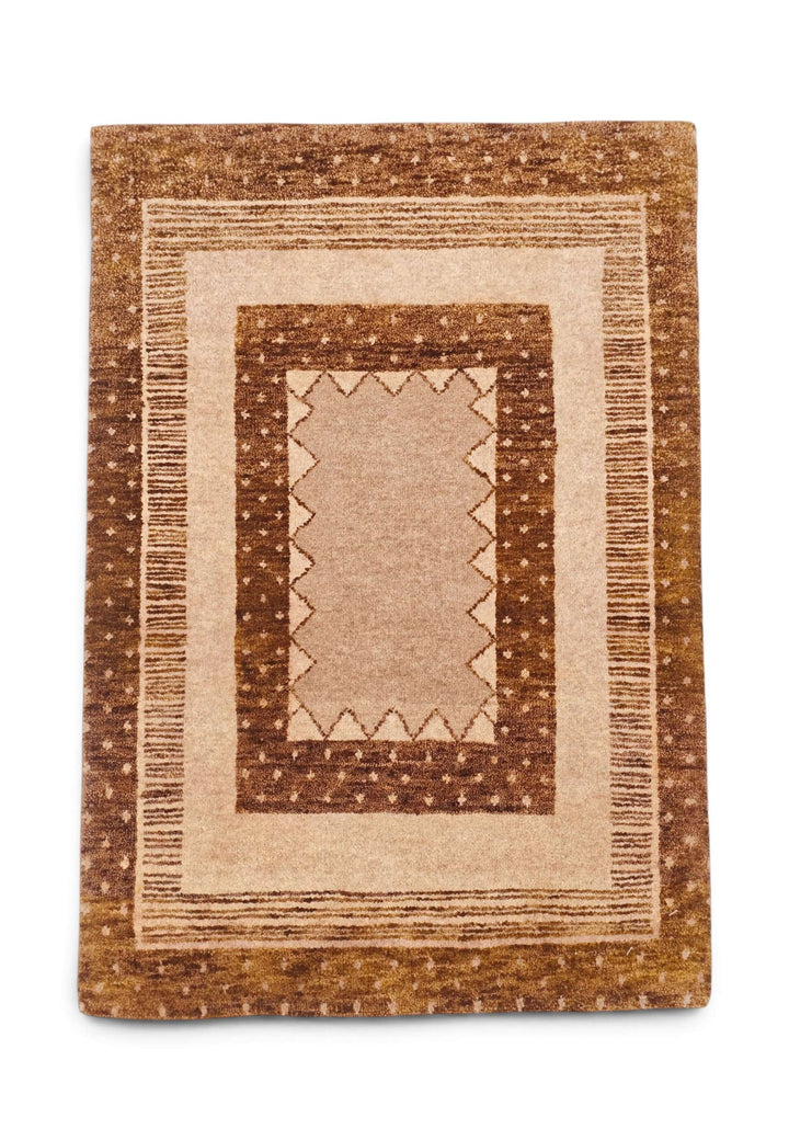キャメルのインド絨毯（無地） 61×90cm・玄関マットの手織りウールラグ