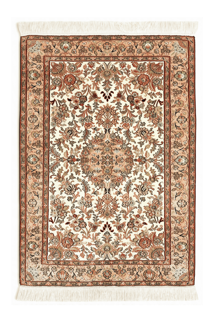 アイボリーのカシミール シルク絨毯（メダリオン柄） 63×94cm・玄関マットの手織りシルクラグ