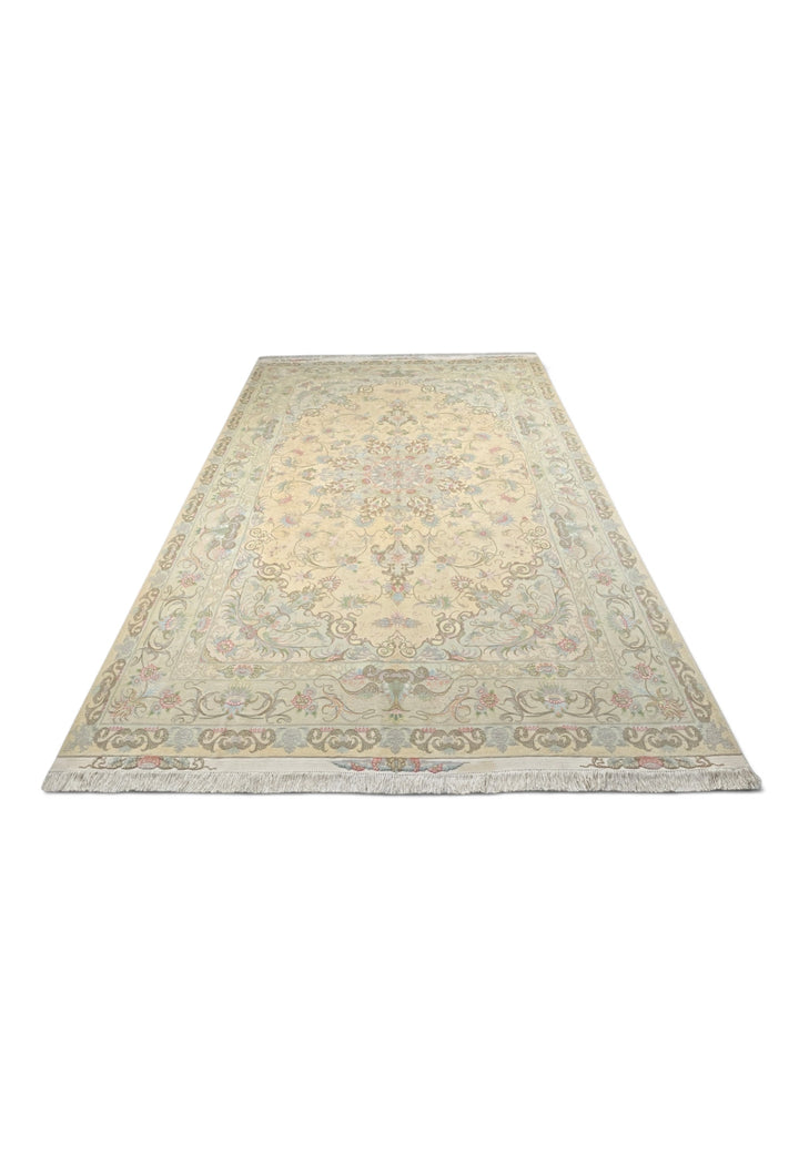 Cream and Soft Pink Medallion Tabriz, Hand-Knotted Wool Rug