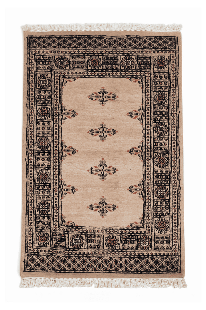 サンドのパキスタン絨毯 ブハラ（ギュル柄） 77×122cm・約1畳の手織りウールラグ