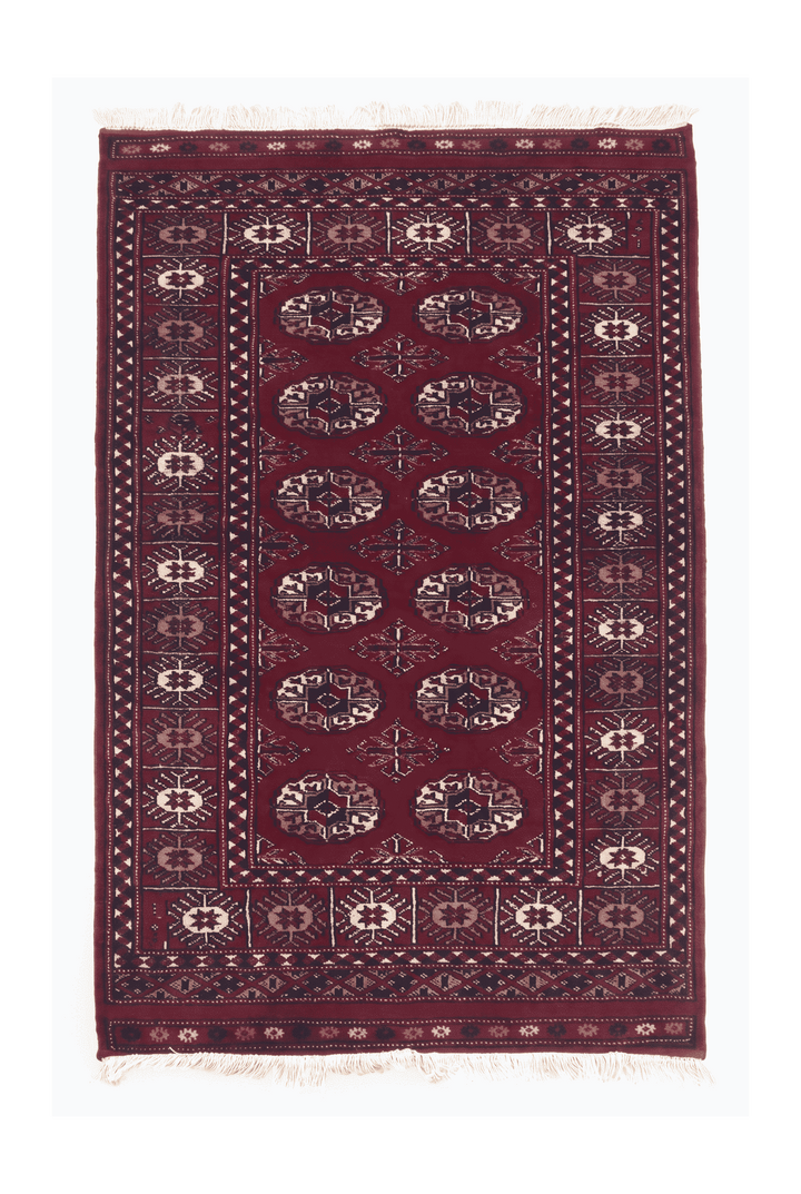 ワインレッドのパキスタン絨毯 ブハラ（ギュル柄） 76×123cm・約1畳の手織りウールラグ