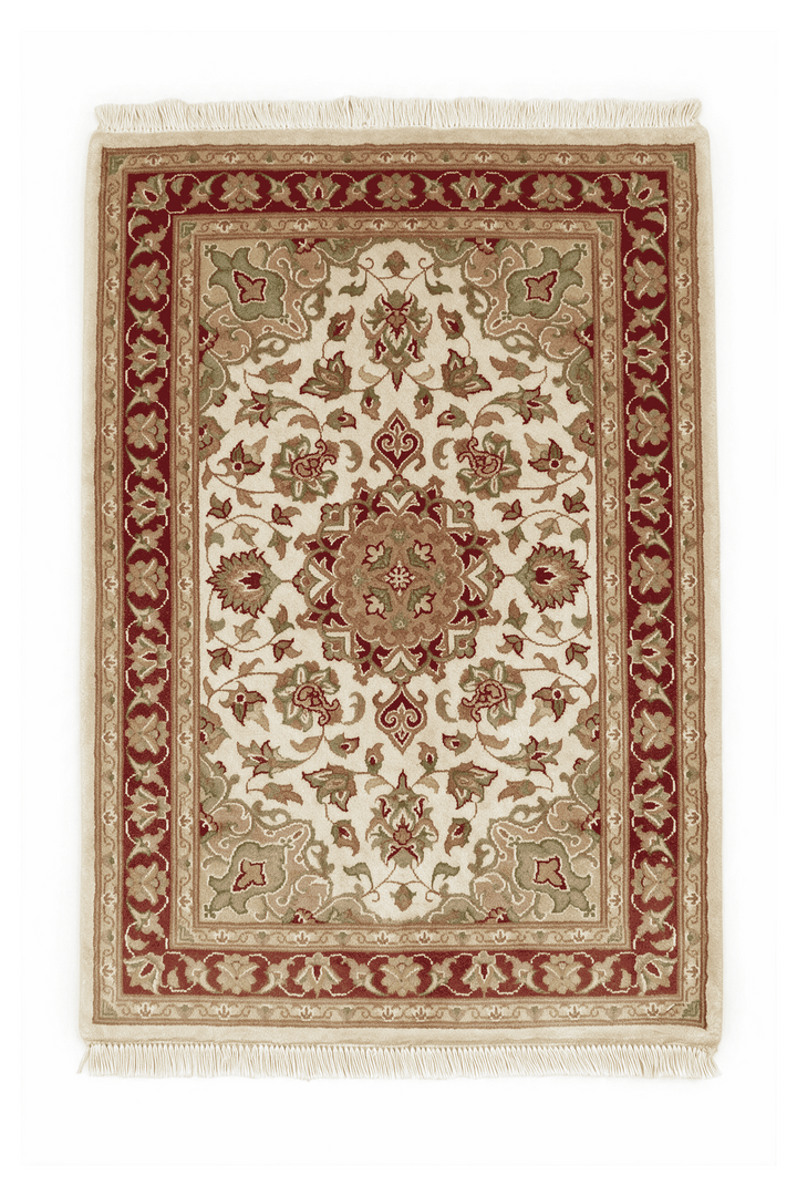 アイボリーのパキスタン絨毯 ダブルノット シルク（メダリオン柄） 62×93cm・玄関マットの手織りウール・シルクラグ