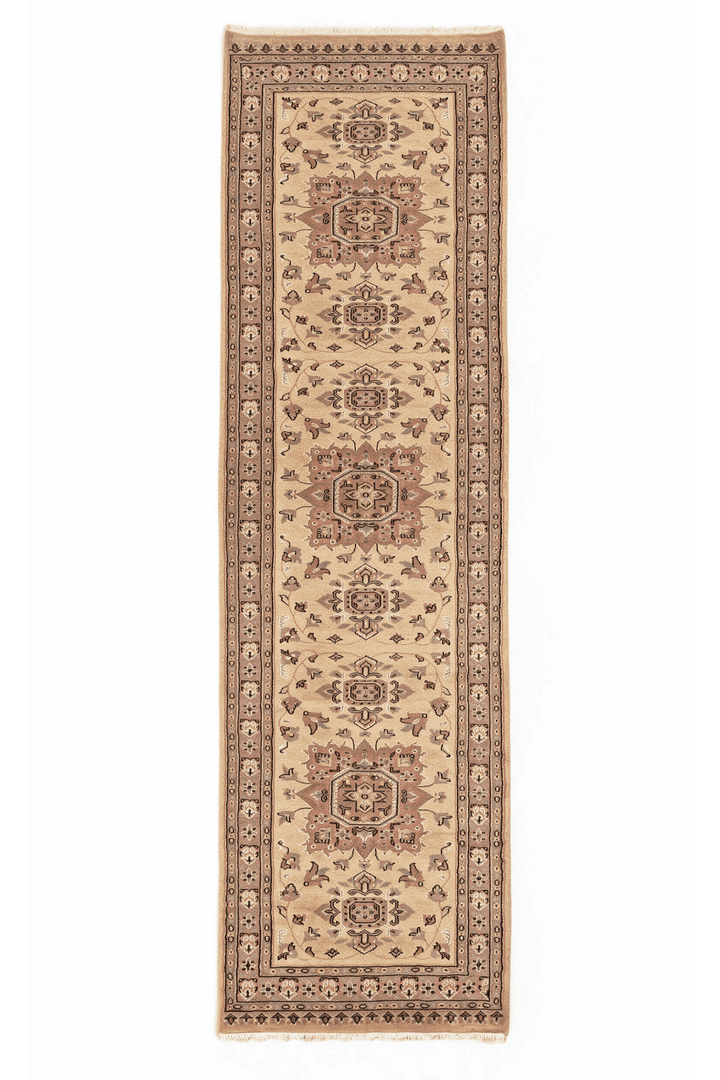 キャメルのパキスタン絨毯 ジャルダール シルク（無地） 79×285cm・廊下ランナーの手織りウール・シルクラグ